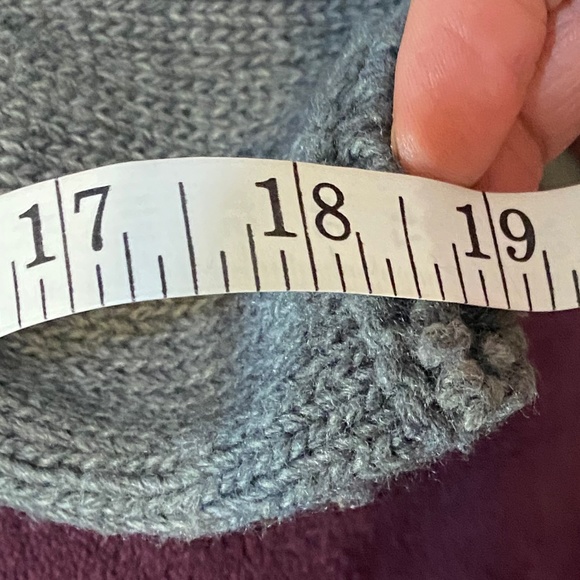 Vintage wool blend sweater/jacket. Bell sleeves. Made in Italy. **S/M** - Picture 12 of 16